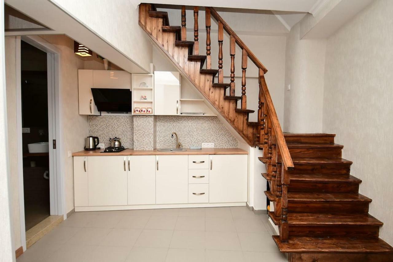 Freedom Square Apartment Tbilisi Ngoại thất bức ảnh
